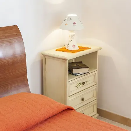Villa Marisa 2 Ct *